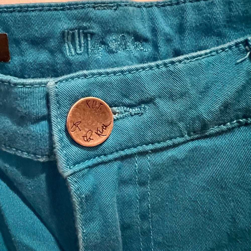 Kut from the Kloth Denim Bermuda shorts - Picture 2 of 11